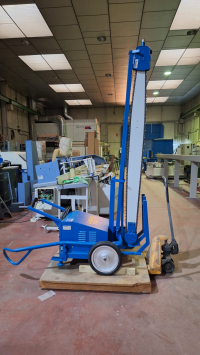 Tronzadora con carrito con ruedas, marca Landoni, modelo AGM